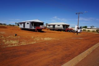 DSC01283 Staff Housing on its Way to Wiluna 3